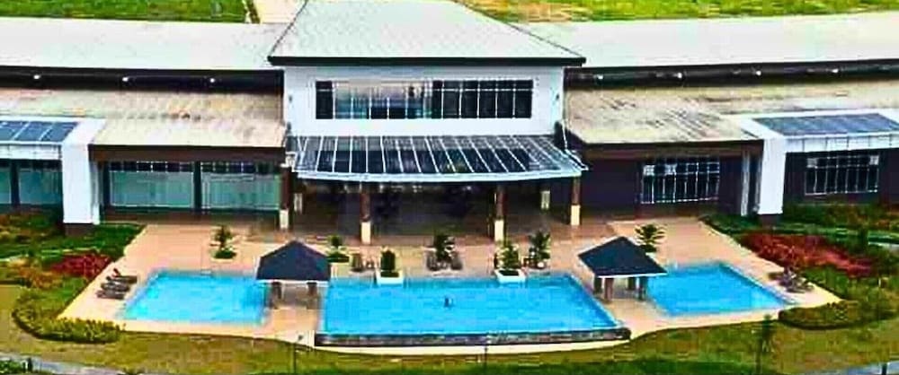 Need Place To Stay In TAGAYTAY. Book Now