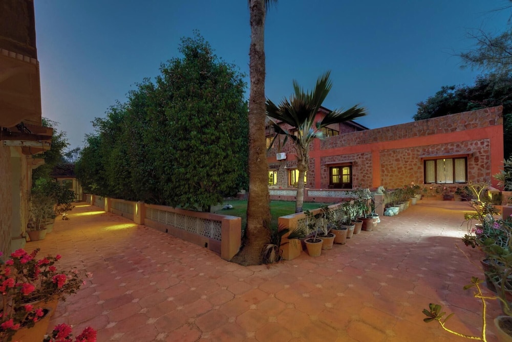 Royal Safari Lakeside Resort- Little Rann of Kutch