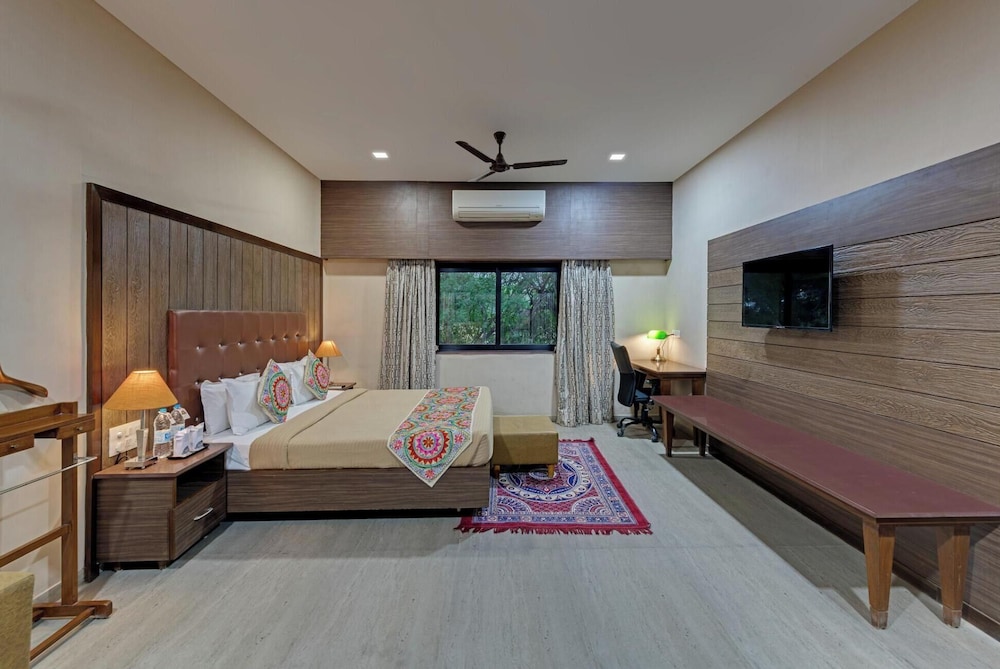 Royal Safari Lakeside Resort- Little Rann of Kutch