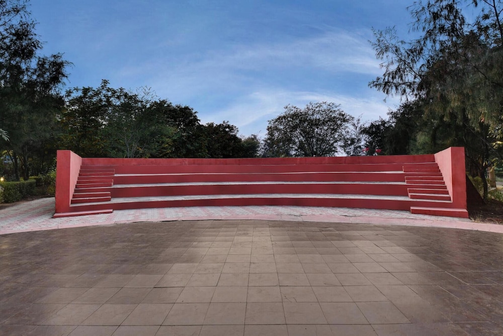 Royal Safari Lakeside Resort- Little Rann of Kutch