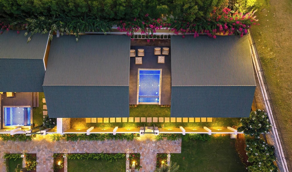 Merriment Luxury Resort & Private Pool Villa, Abu Road