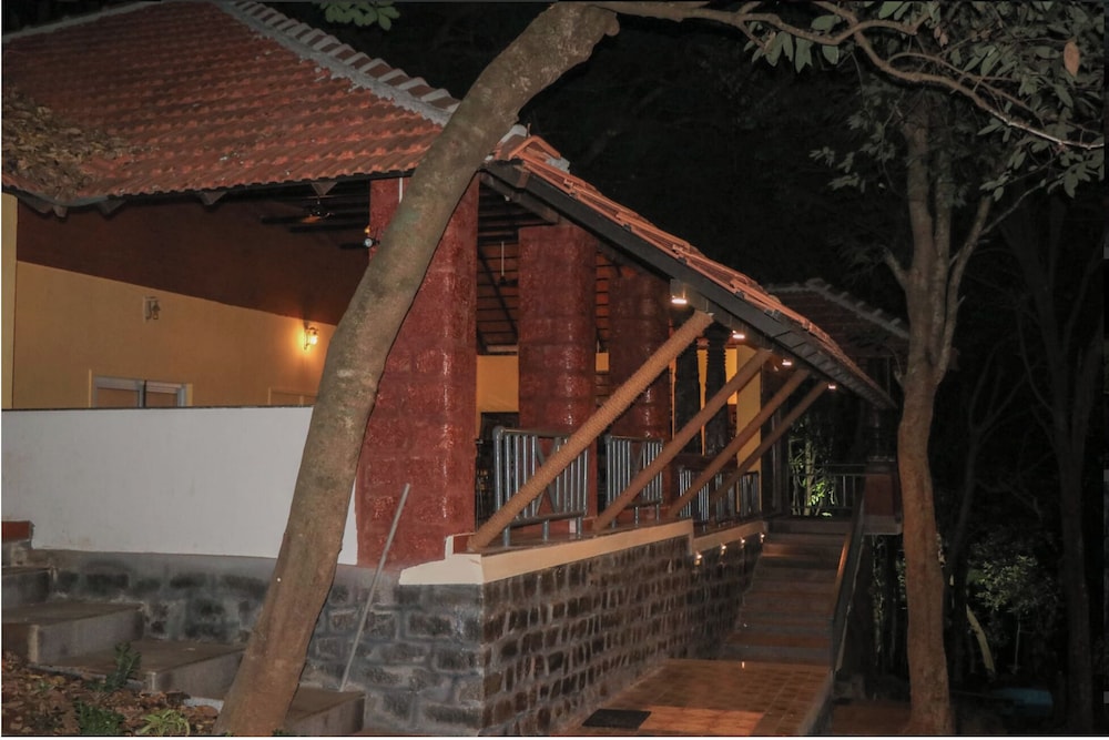 Aavarana Resort