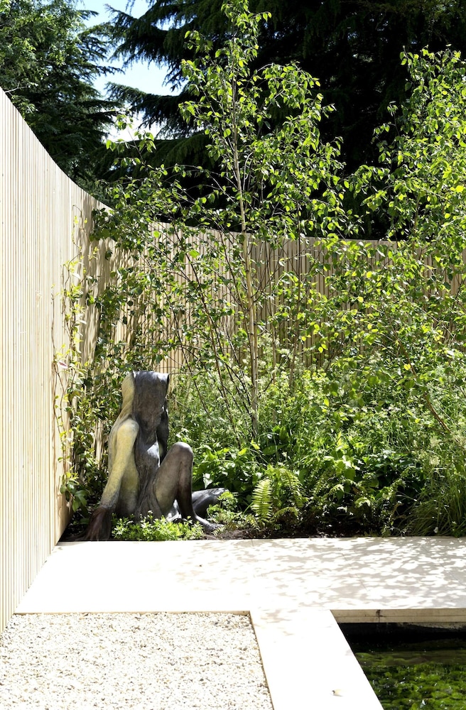 Stunning 5 bed Fulham Home w Indoor Pool Sauna and Private Garden