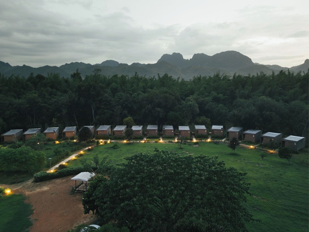 Chong Khaep Aingkwai Resort