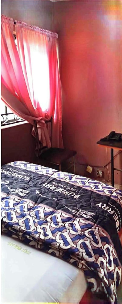 LEISURE SPRING HOTEL