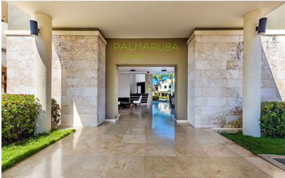 One Bedroom Ground Floor With a Pool View