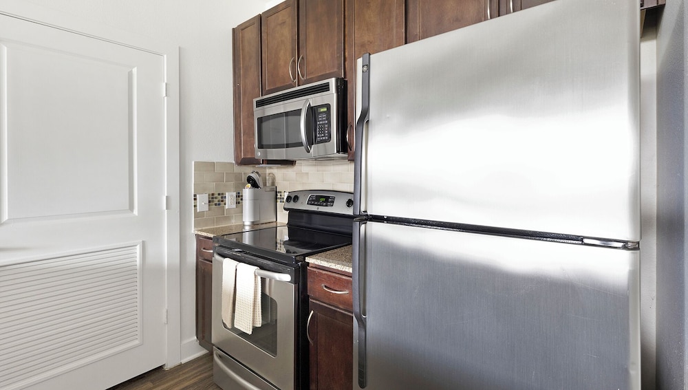 Landing Apartments - North Dallas