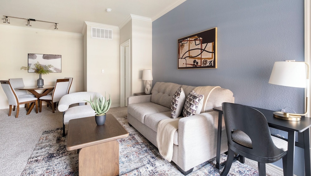 Landing Furnished Apartments Northwest Houston