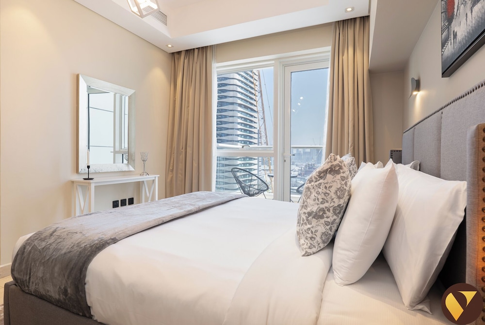 Vogue Downtown Mon Reve near Dubai Mall
