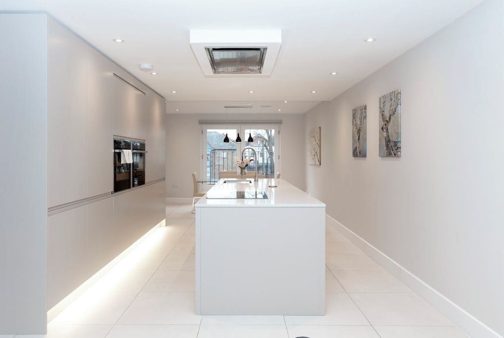 Stunning Central Windsor Town House