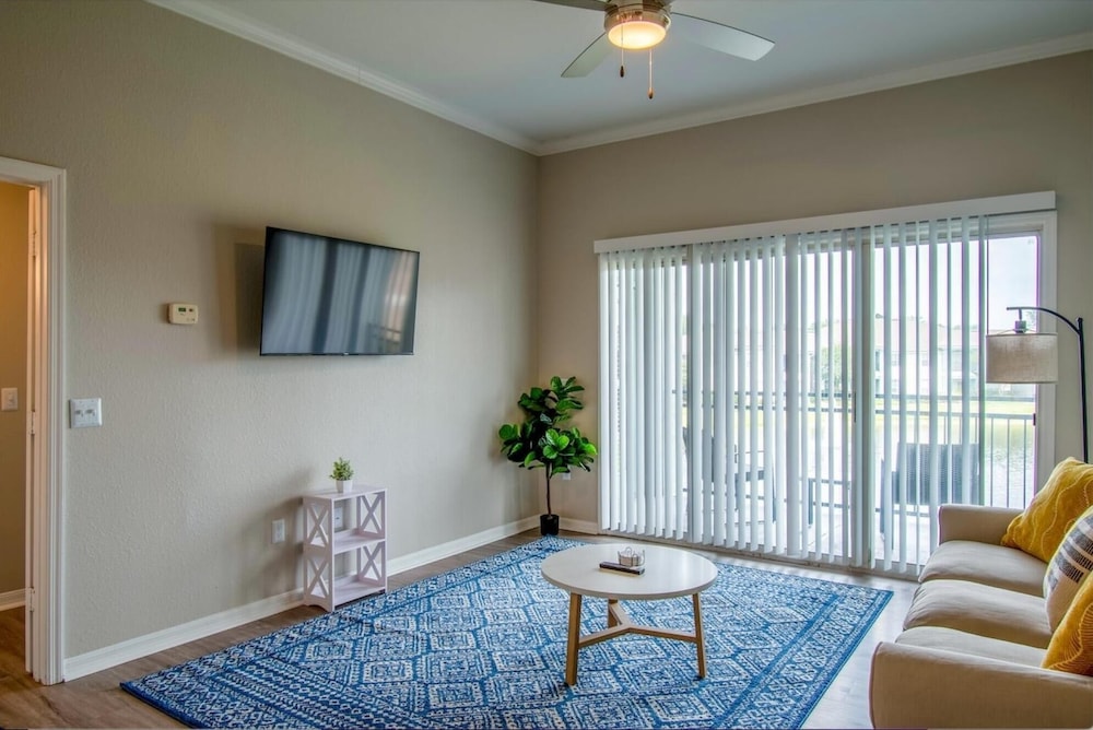 Jacksonville Vacations - Upgraded apt With Everything you Need - Property Image 1