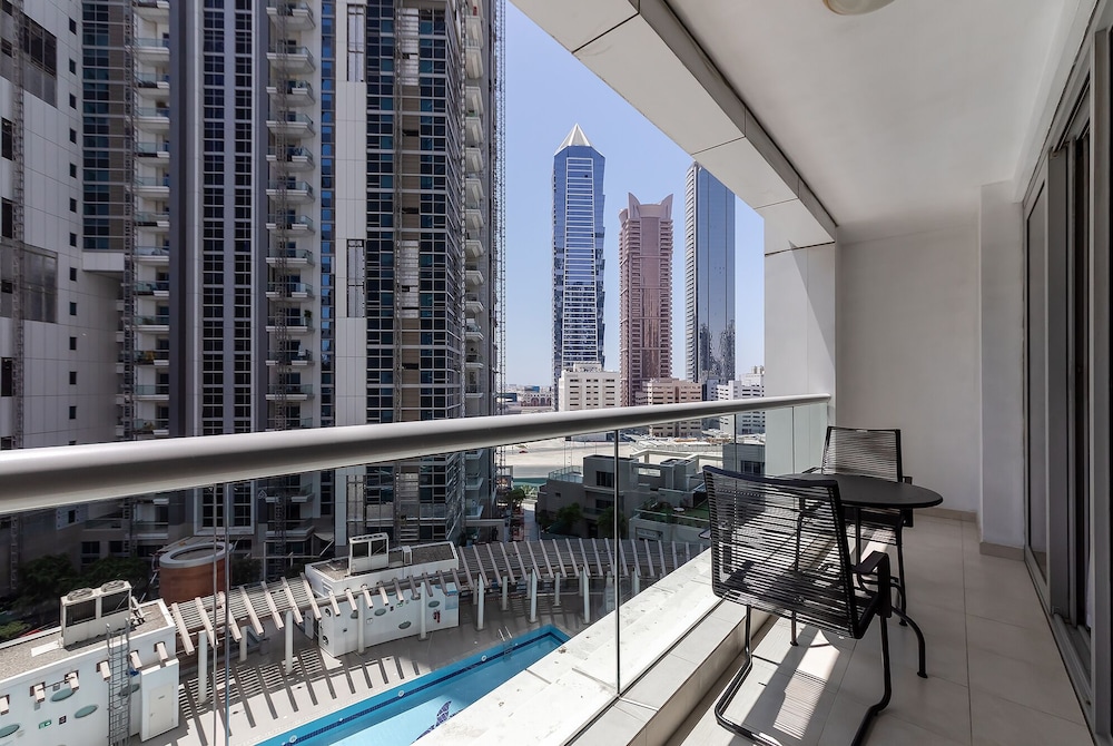 apartment executive tower