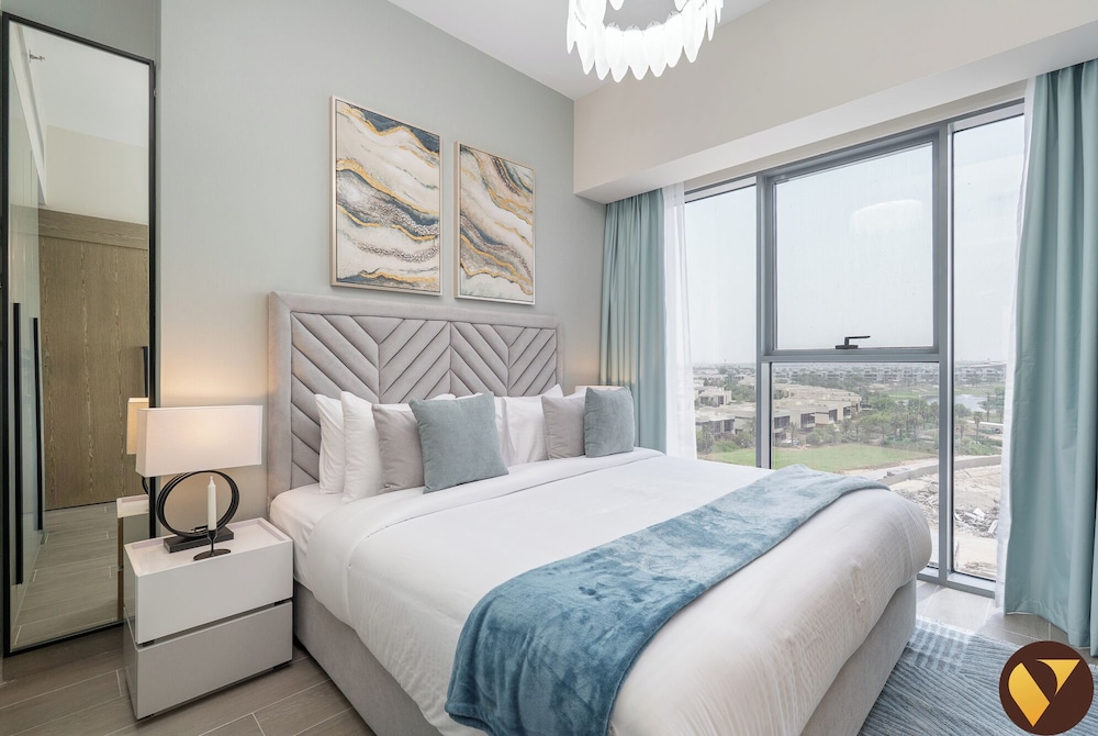 Gulf Gate Near Golf Club Parks & Pool