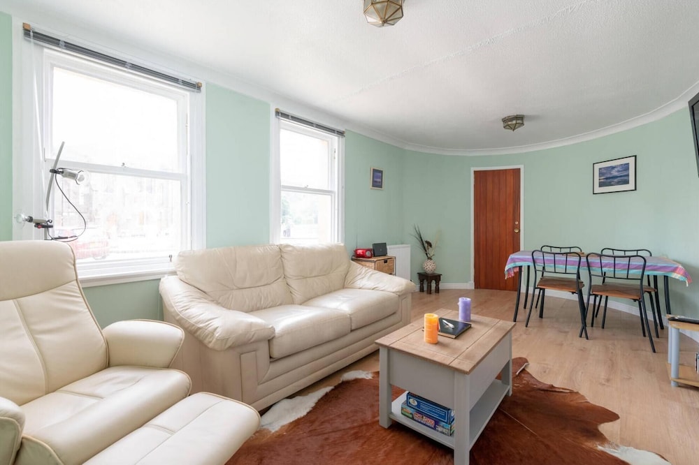 357 - Canongate Apartment view 2