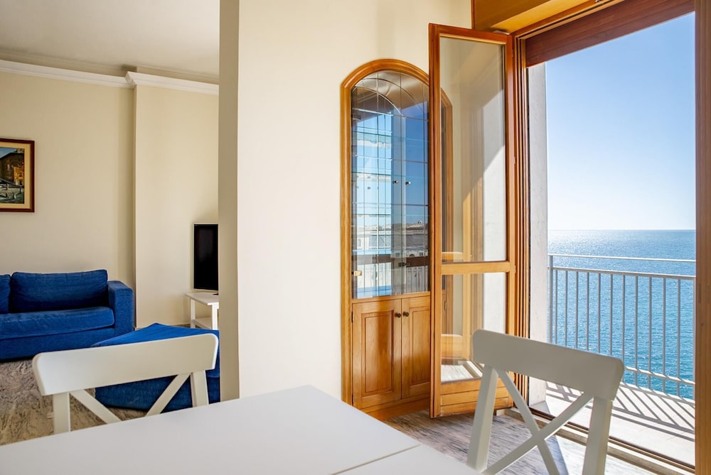 Ortigia Seafront Apartment by Wonderful Italy view 3