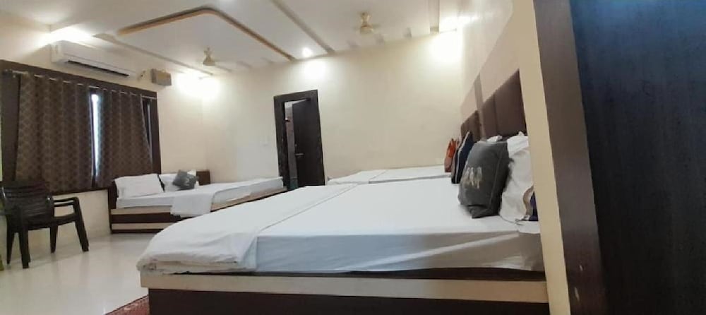 Hotel Maa Parvati Residency - Chitrakoot
