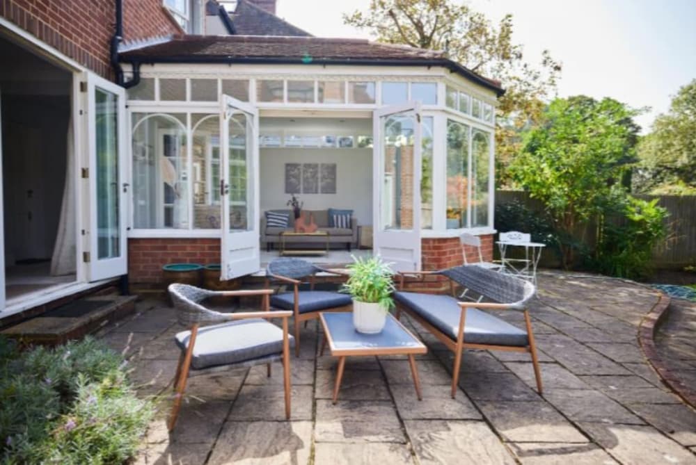 outdoor bbq area