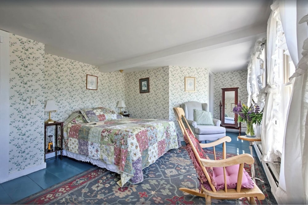 Acadia Oceanside Meadows Inn