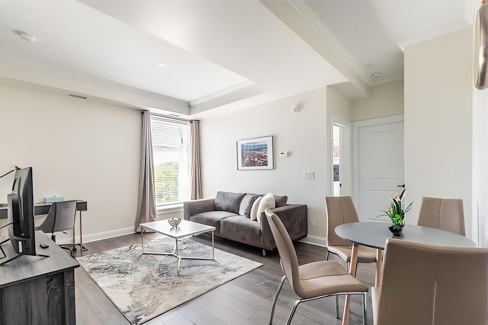 Rideau King 1Br Apartment Free Parking, photo 15