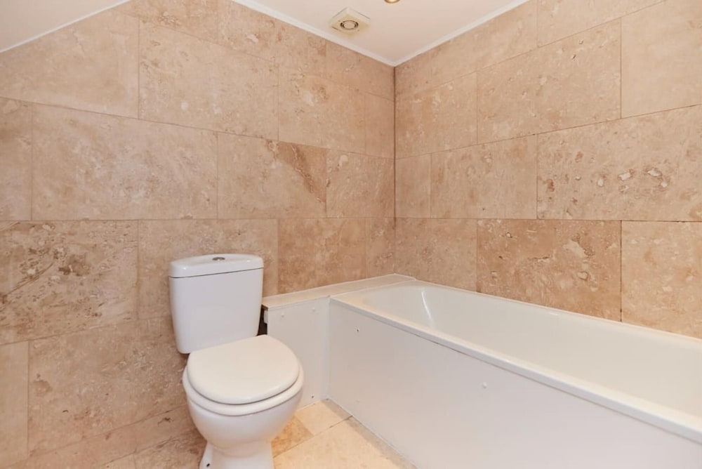 The Carshalton Place - Stunning 1bdr Flat view 5
