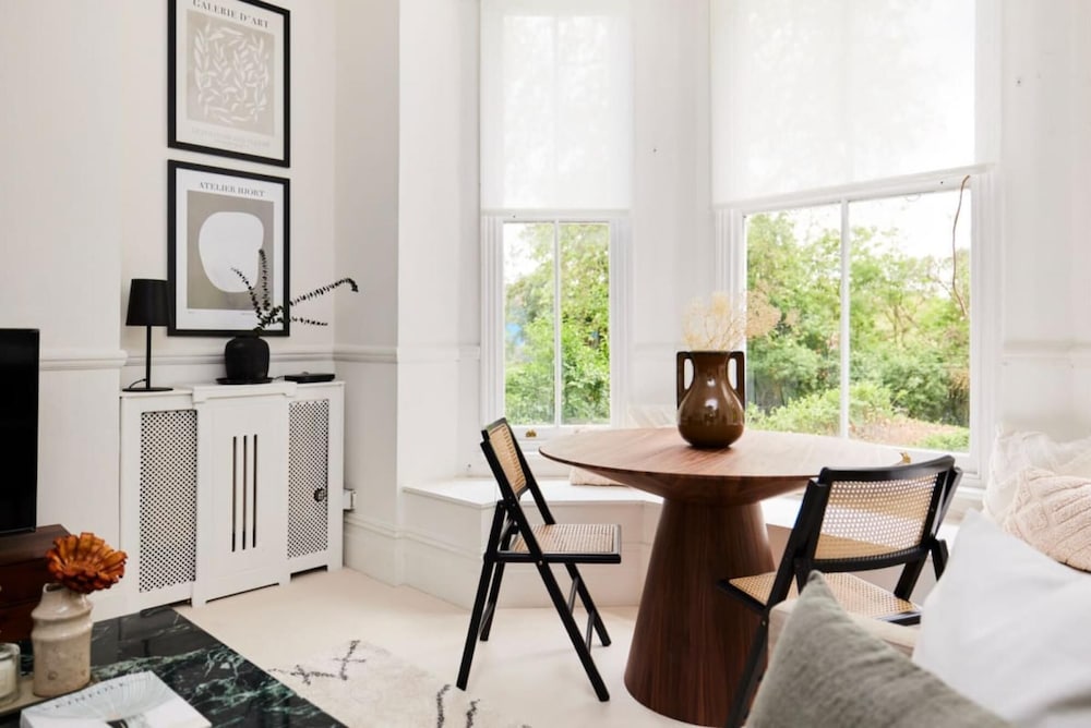 The London Maisonette - Alluring 3bdr Flat With Garden