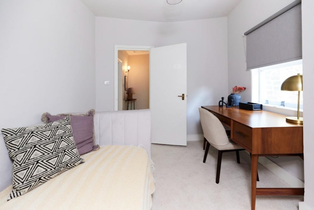 The Lambeth Arms - Prestigious 3bdr Flat