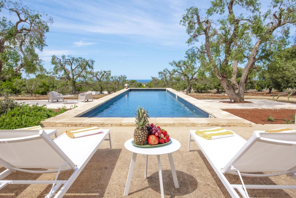 Villa F ra view 3
