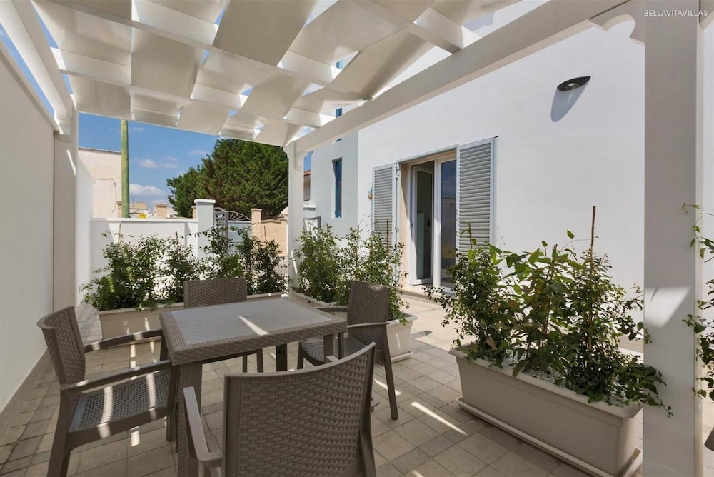 1064 PMR - Appartamento Dei Delfini view 5