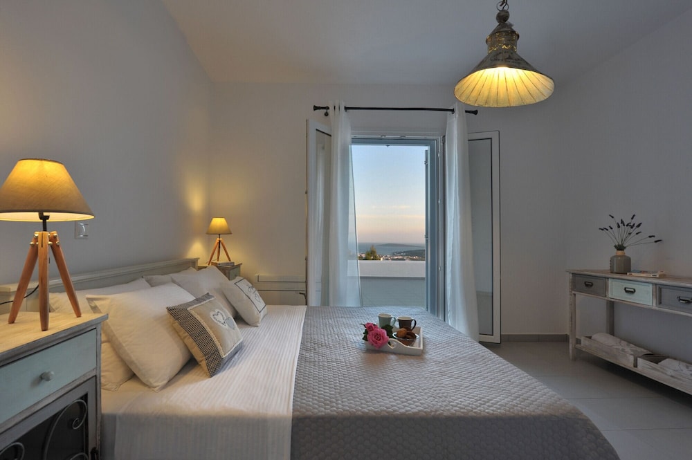 Villa Sunset in Paros view 3