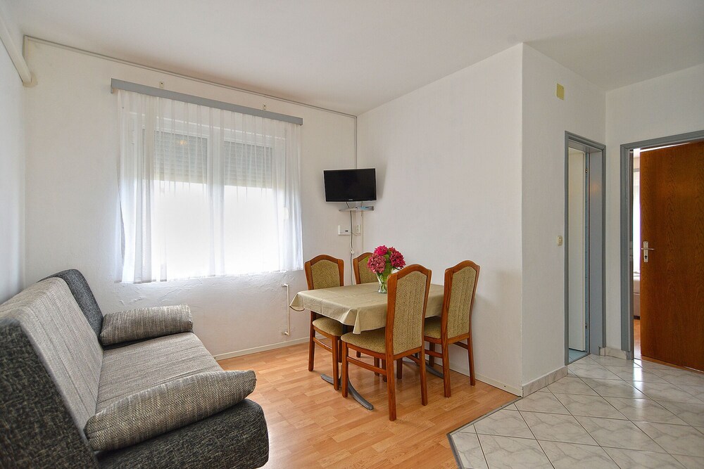 Apartments 2071