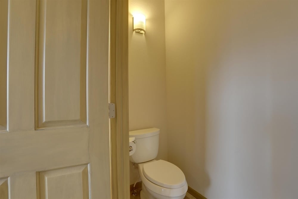 Charter Ridge 10 4 Bedroom Townhouse by RedAwning