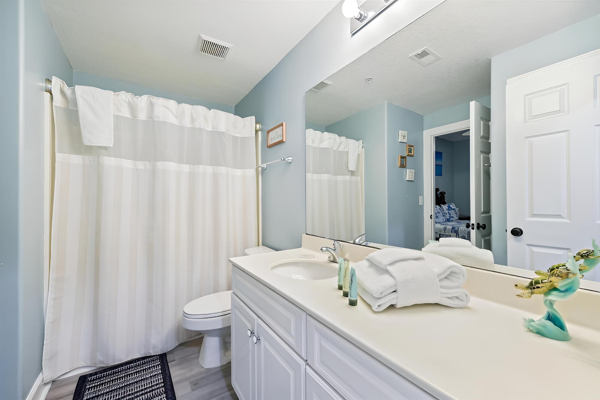 Ocean Ritz by Book That Condo view 5