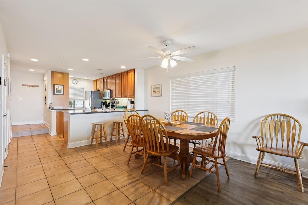 Sea Haven 512