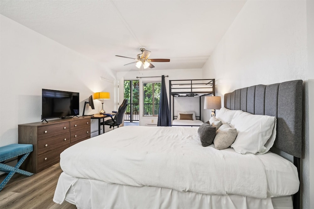 Mountain Meadows 203 2 Bedroom Condo