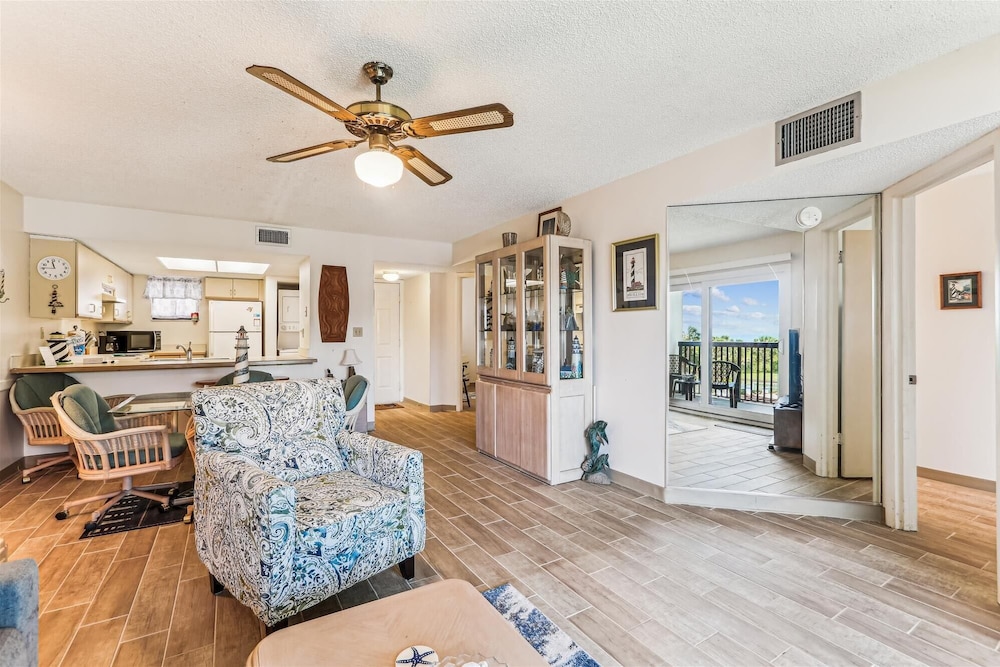 Cozy St. Augustine Getaway Scenic Views & Modern Comforts