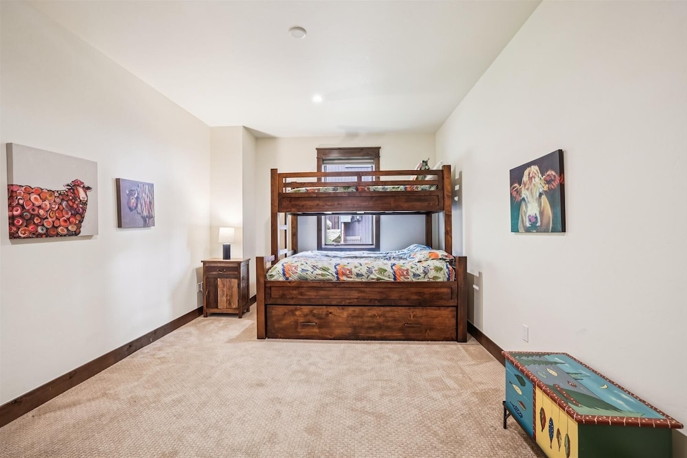 Breck Mountain Getaway 4 Bedroom Home
