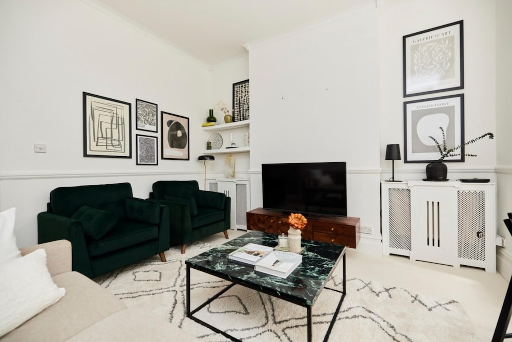 The London Maisonette - Alluring 3bdr Flat With Garden