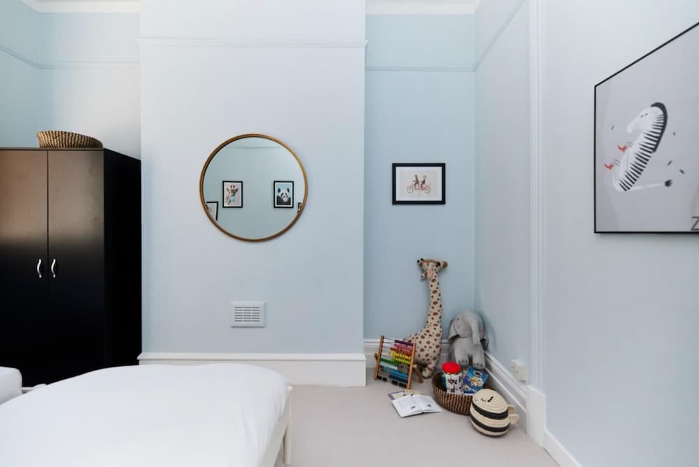 The Hammersmith and Fulham Wonder - Trendy 3bdr Flat With Garden