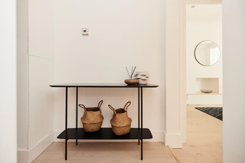The Lanhill Road Crib - Dazzling 2bdr Flat With Garden