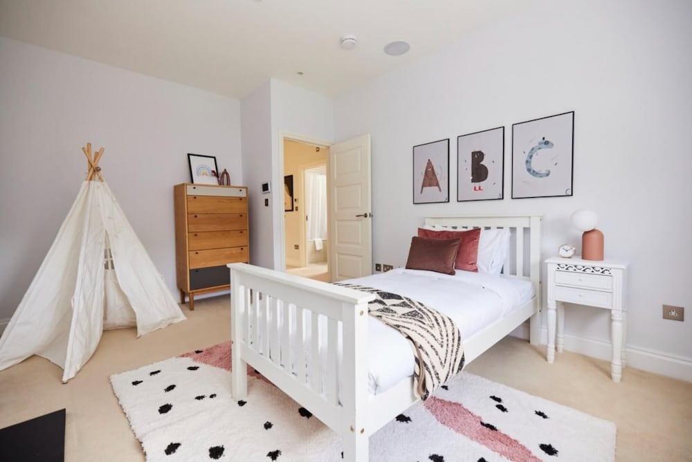 The Camden Place - Breathtaking 4bdr Flat With Garden
