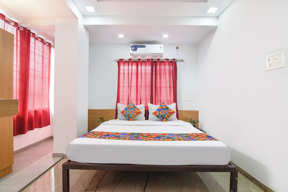 Fabhotel Westin Regency