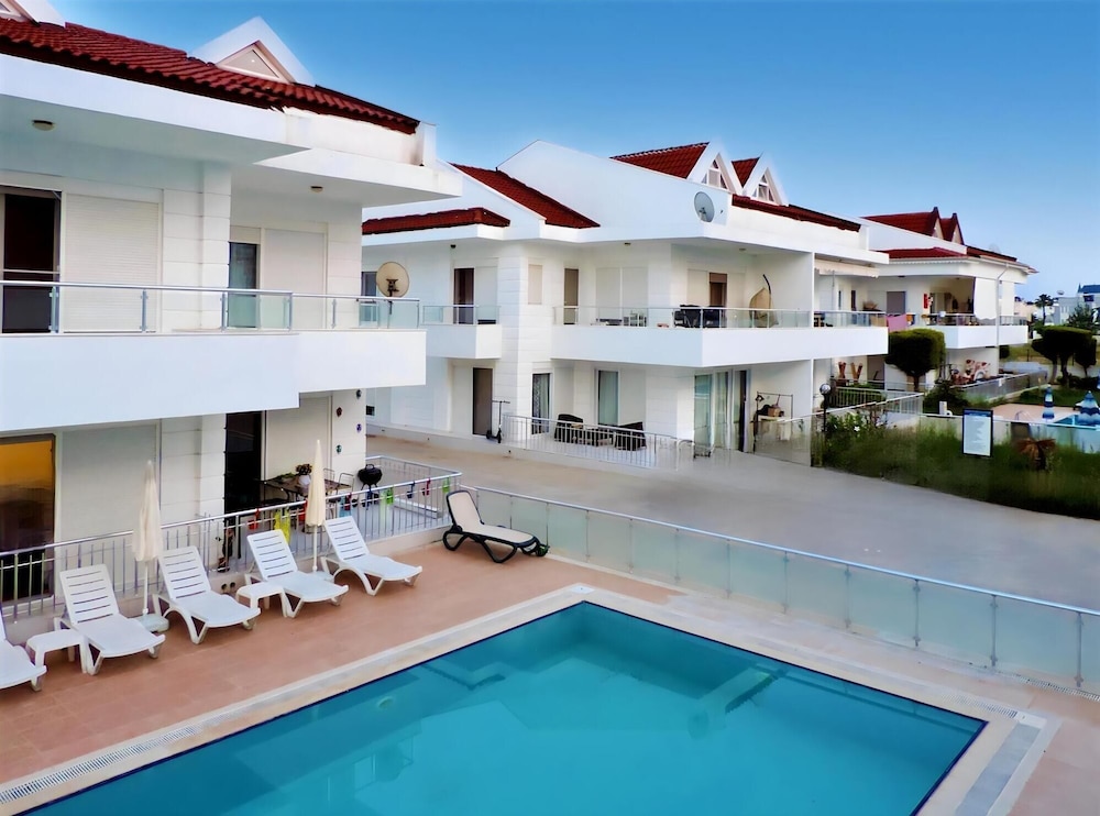 Chic Duplex House With Shared Pool in Antalya view 2
