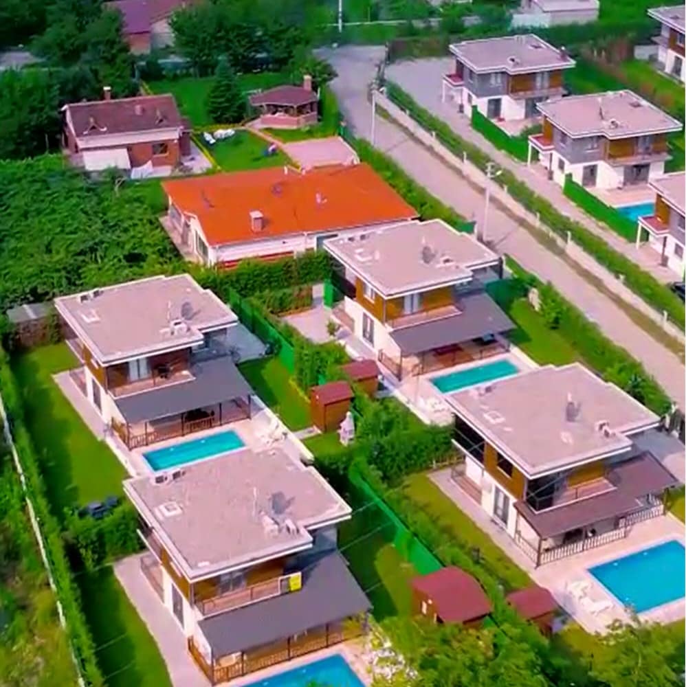 MERAL RESORT 1