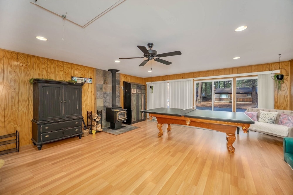 846 Stanford 3 Bedroom Home