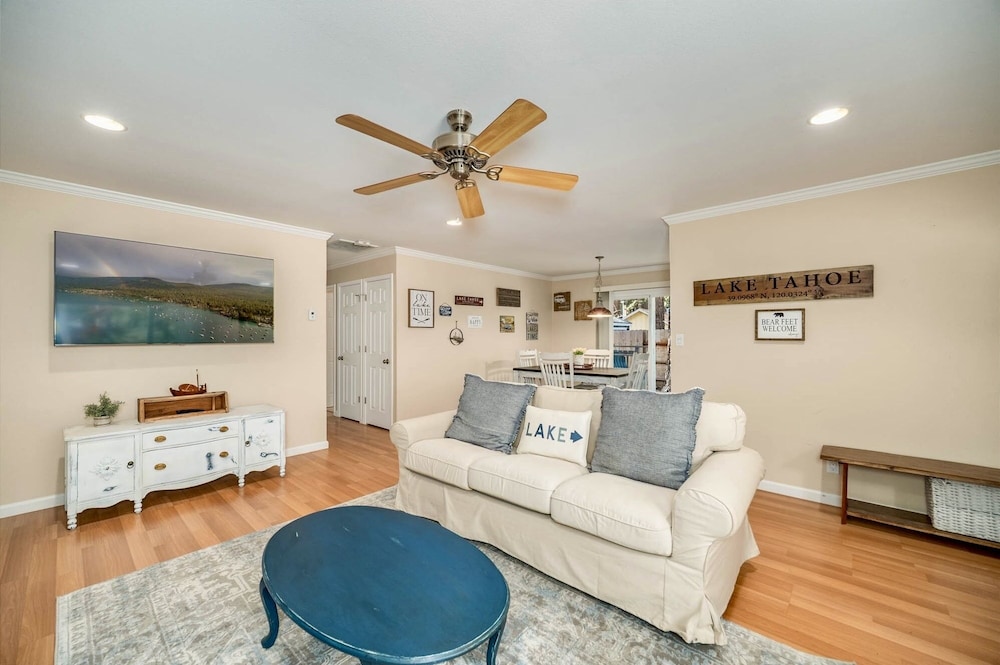 846 Stanford 3 Bedroom Home