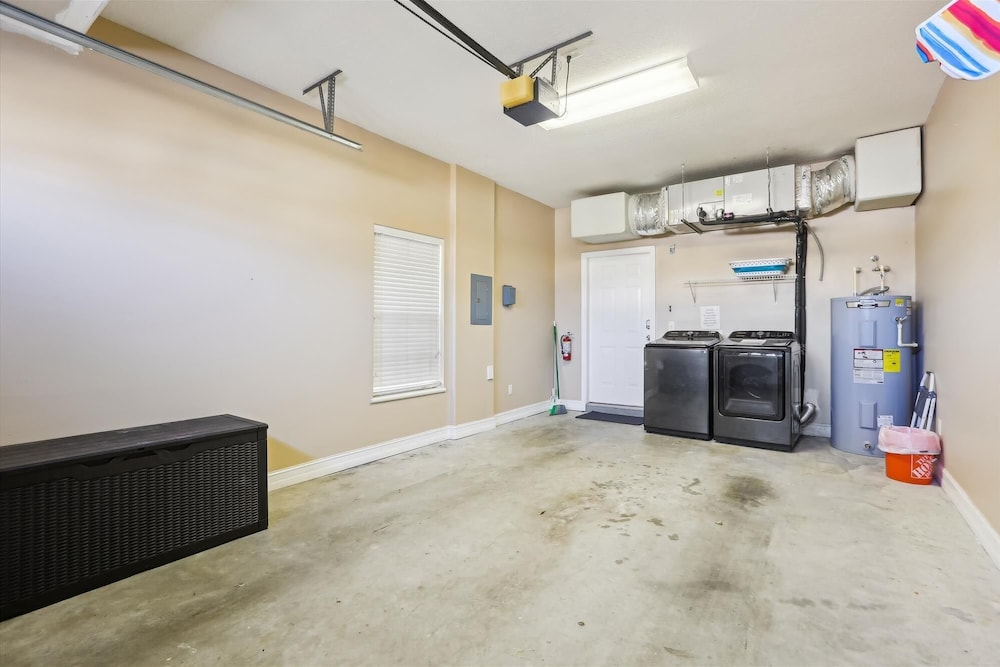 Beachside Bliss: 3BR Coastal Condo w/ Pools & Patio in St. Augustine