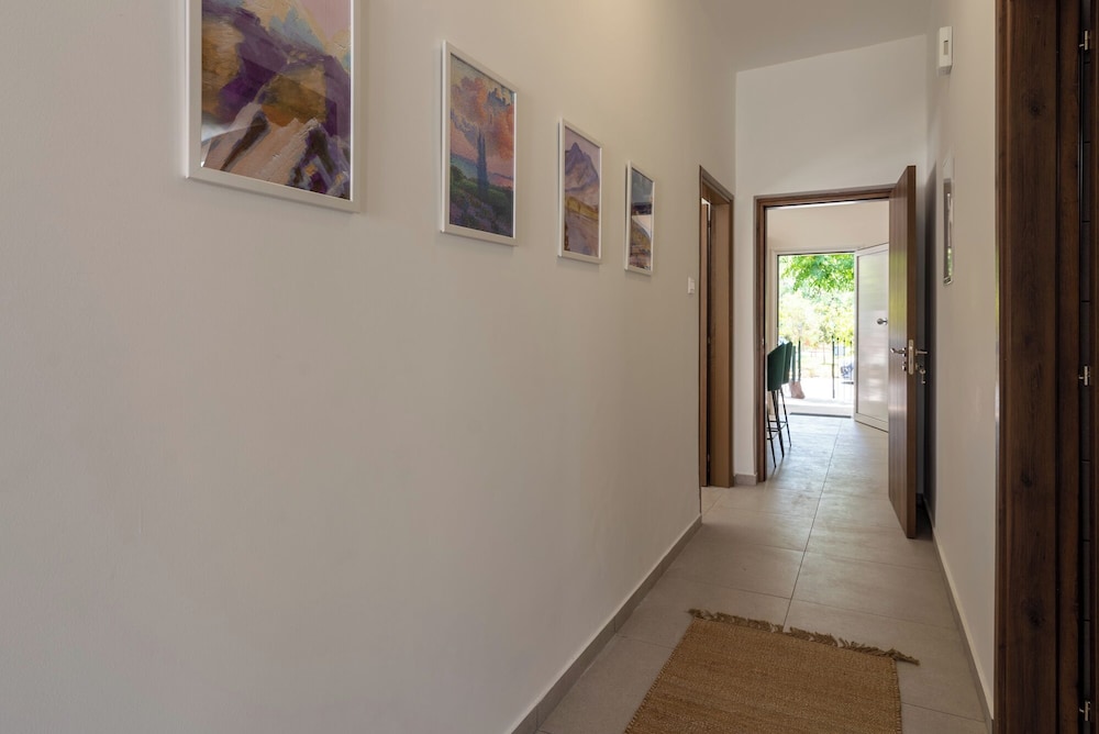 Arty Haven Spacious 3BR House in Larnaca