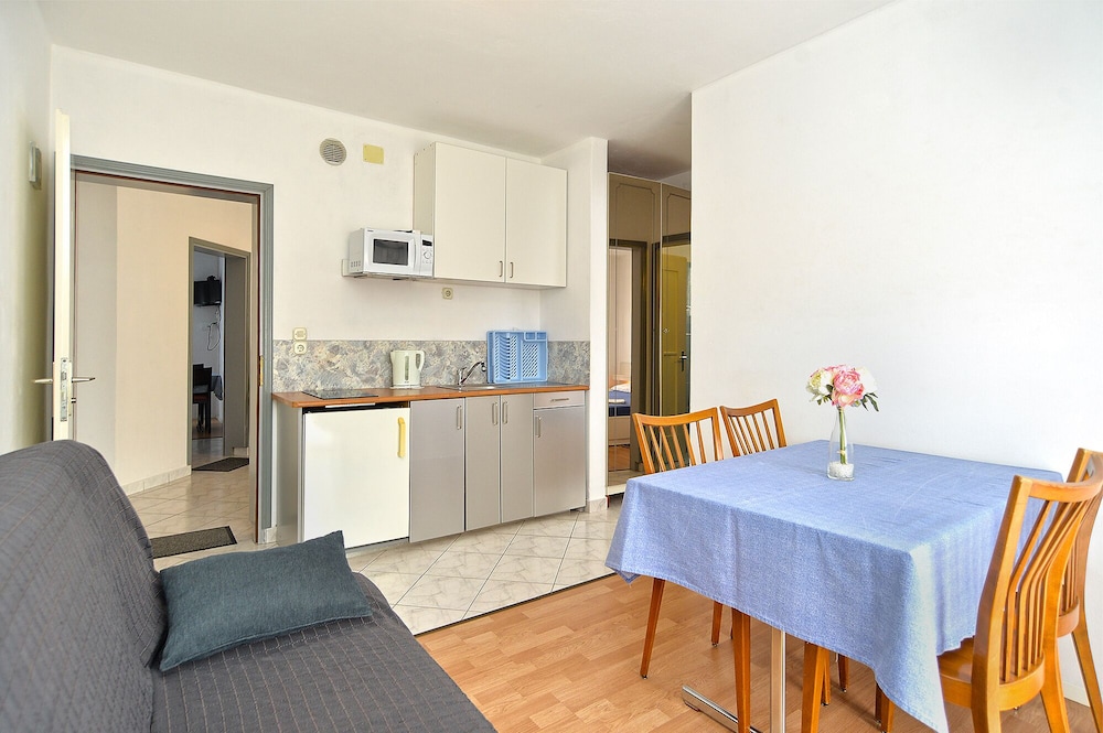 Apartments 2071