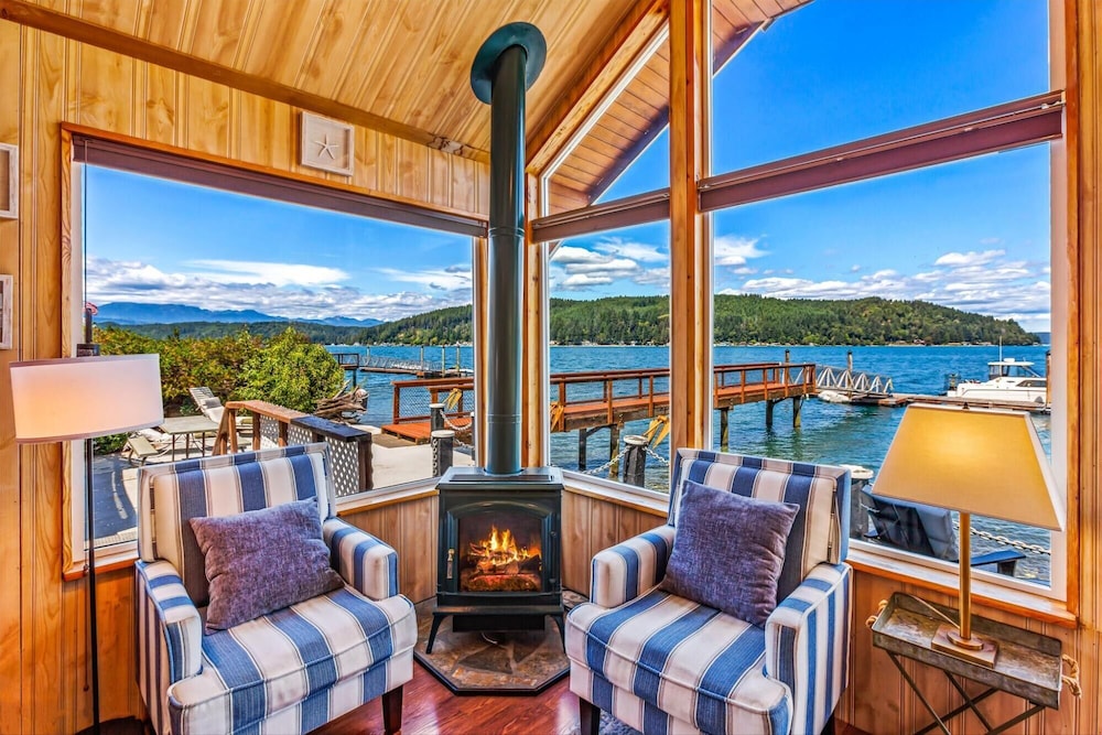 Utopia Cove in Union
