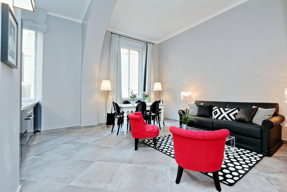 Rm-h501-pale6g3 Monti Apartments - M11